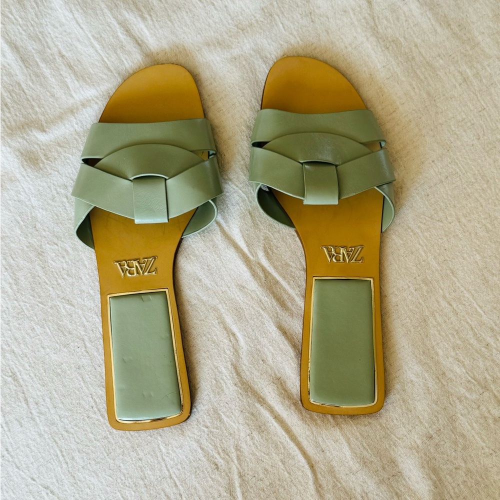 Zara Pistachio Green Slide Sandals (Size 39/8.5)